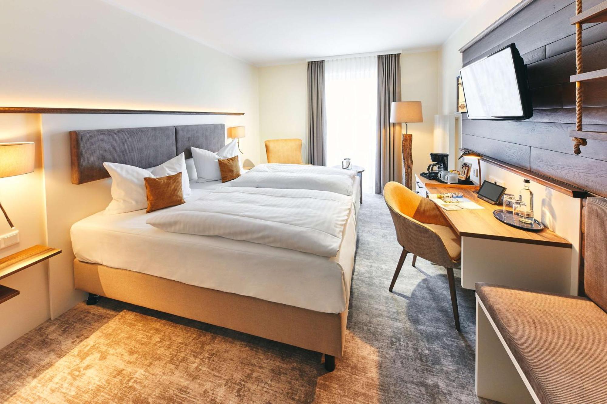Dorint Strandresort & Spa Ostseebad Wustrow Wustrow  Esterno foto